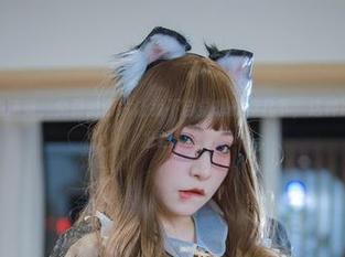 小泉学姐吖的涞觅，免费的图片让我不自觉想多点几下，这种欲望完全没法抵挡啊～