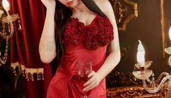 无圣光星球的小瑶幺幺，图包里隐藏的天台创意。