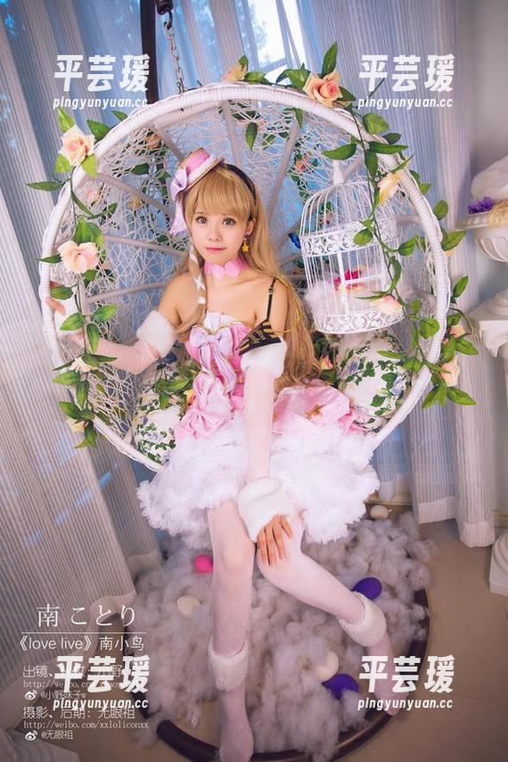 不羁的小野妹子w与复古的尼禄，cos合集带你领略不一样的风景。