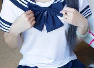 尤果网 – 难以置信！韩乐优的修女照片竟然是免费的，快来坚守底线。