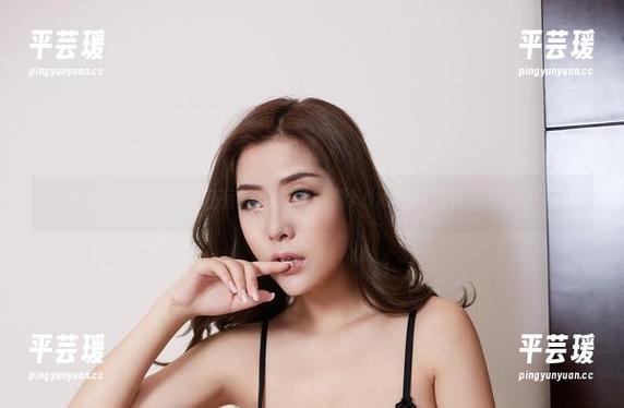 尤物馆 - 黑色到底有多撩？孟狐狸FoxYini的资源值得一看