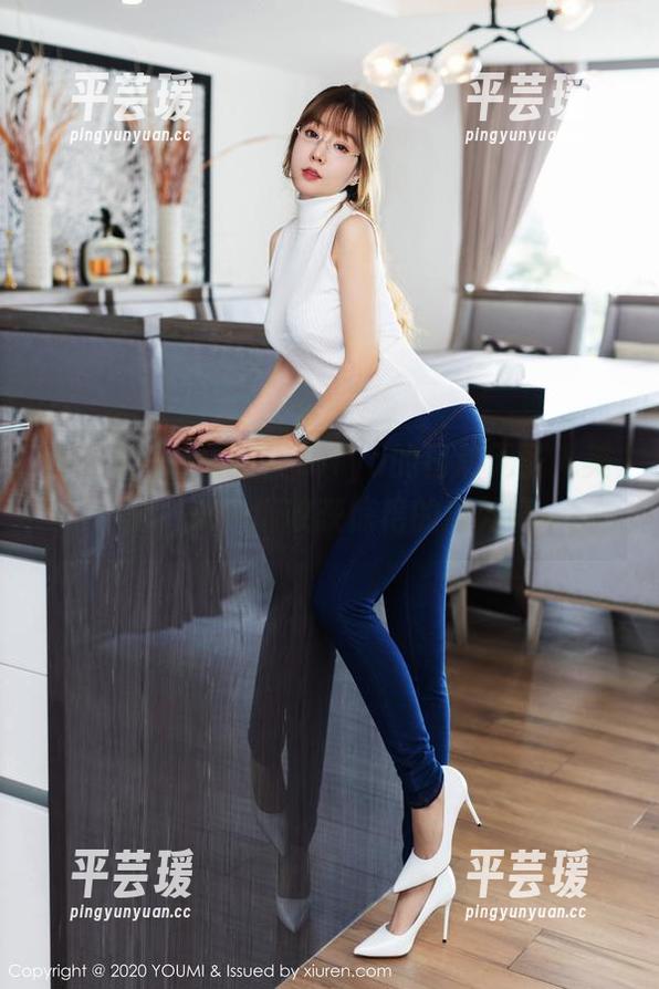 尤蜜荟 - 严利娅Yuliya的日常无圣光美图，来一场收获惊艳的意外吧