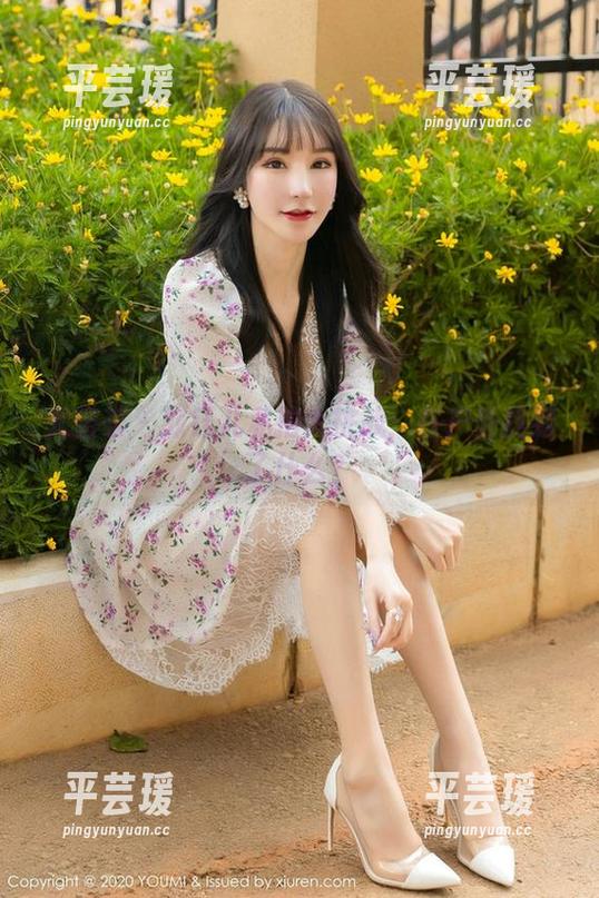 尤蜜荟 - 刘钰儿私拍大挑战：在户外找到了什么？