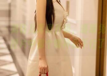 尤蜜荟 – 刘钰儿再度升级，最新兔女郎变身，图片中那个眼神我不行了！