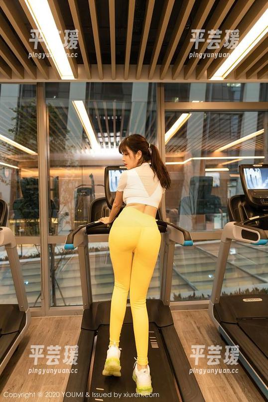 尤蜜荟 - 朱可儿Flora的黑丝美图，精选得让我觉得自己都没穿衣服…