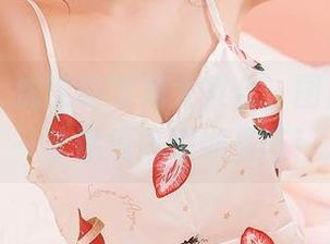 尤蜜荟 – 沈蜜桃短裙大集合，图库里的每一寸都值得细细品味！