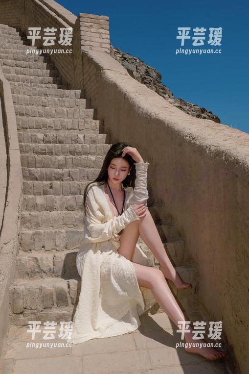 年年Nnian的妹妹图集上线，啊，这资源让人着迷，但我只想静静看！