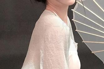 抖娘利世最新图册：一只野猫的轻狂与优雅，听说猫步走多了腿会酸？