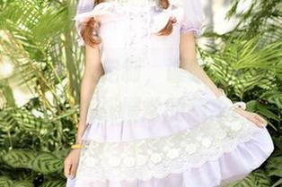 推女神 – 这双人定制，谭晓彤以什么样的画面挑战惯常的想象？