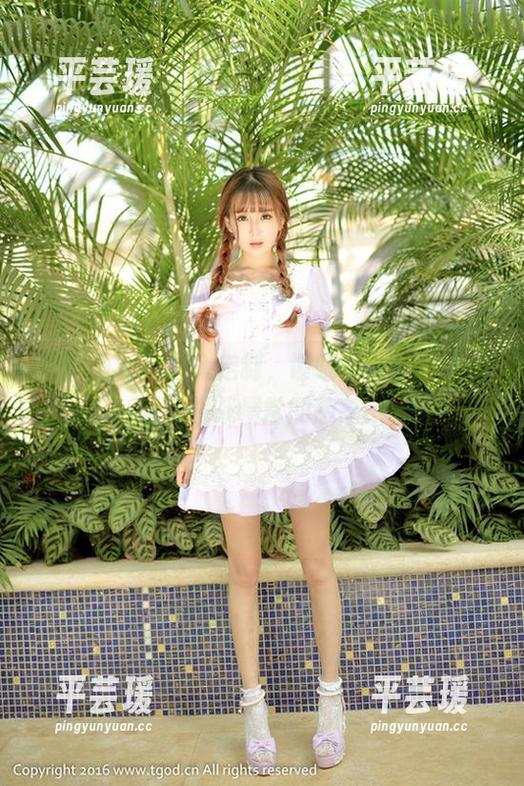 推女神 - 这双人定制，谭晓彤以什么样的画面挑战惯常的想象？