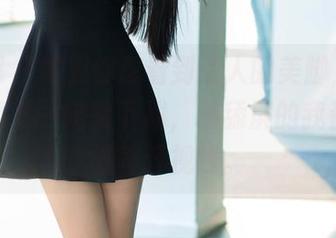 推女郎 – 如果你想看到诱人的美脚，娜露的写真集一定要下载，连舔屏的我都舍不得移开视线。