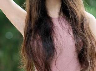 推女郎 – 一组胡允儿的甜美睡衣美图，诶，你们怎么可以不被她吸引？