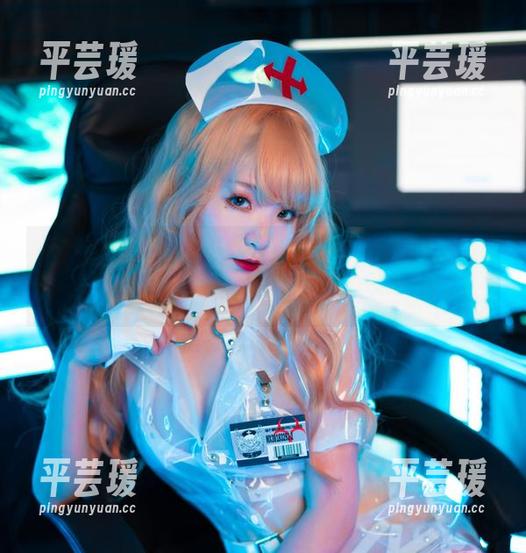 是青水的短裙图包：踩着风，裙摆飞扬，除了赞叹你还能说啥？