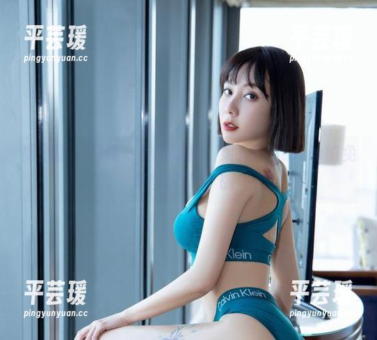 微密圈 - 只需一条超短裤，果儿Victoria的免费图包带你飞！