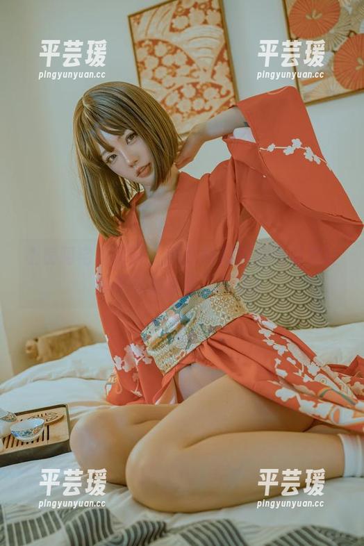 桃良阿宅真会玩，高跟鞋福利原图竟然让我不小心多看了两眼！