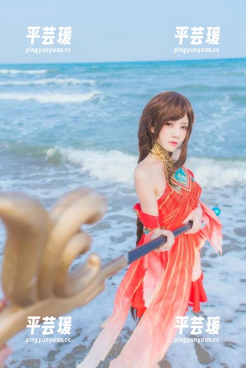 私拍合集里的桜桃喵，花嫁虽然公主范，但我最爱的还是那种随性的小调调。