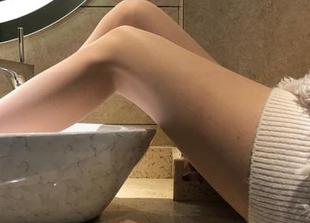 微密圈 – 一般的连衣裙不能比！“梦里一只喵”的写真才是反转剧情