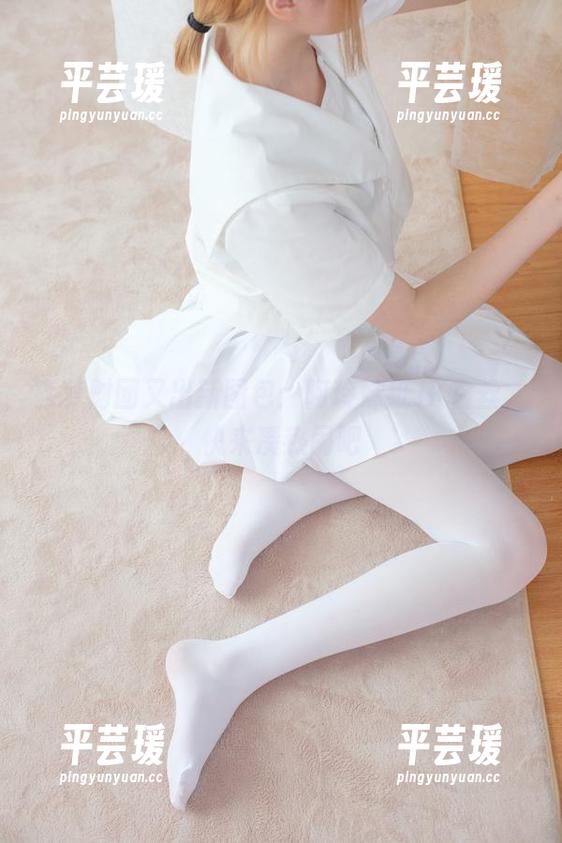 森萝财团又出新图包：阿玲妹纸JK白丝，快来凑热闹吧