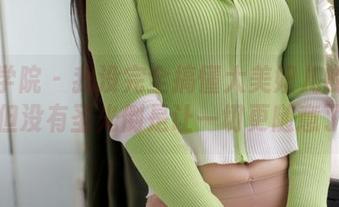 模范学院 – 我没完全搞懂大美妞儿的灰丝，但没有圣光倒是让一切更随意了。