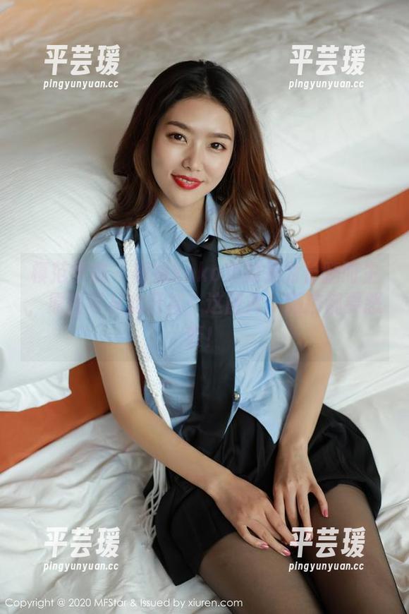 模范学院 - 妞妞koko真的是为长腿而生，原图可从此开挂；这图片，腿控都要怒赞！