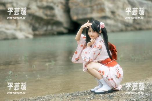 每当看到樱井宁宁的水手服，就想说谁能做到这样？这张照片让我记忆深刻。