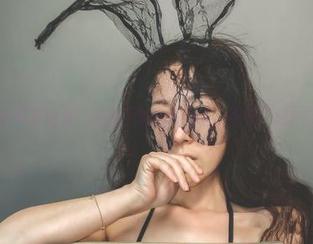 樱晚gigi写真合集：温柔不是只给别人，照样“自产自销”。