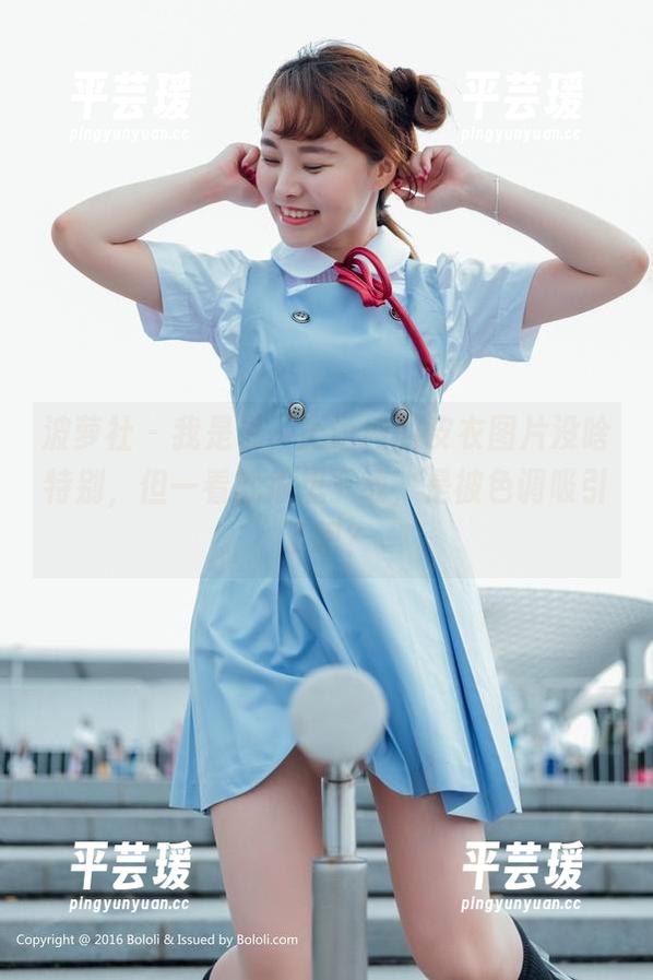 波萝社 - 我是说，王语纯的皮衣图片没啥特别，但一看就很想下载，是被色调吸引了吧？