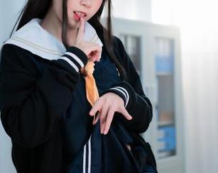 白色睡衣在线，流年不停w带你看高清照片