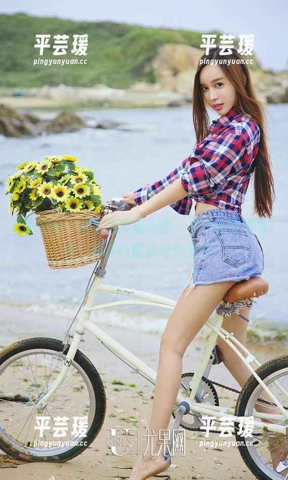 爱尤物 - 从飞机到摄影棚，夏玲蔓空姐写真：乘客们请系好安全带！