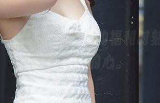 爱尤物 – 惠惠子，空姐的福利时刻图集，稳住了我的心。