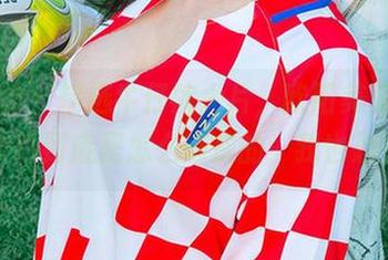 爱尤物 – 精选牛仔裤大片，欧阳美宣的穿搭技巧到底是怎么练成的，我也想要。