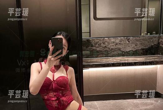 微密圈 - 牛奶里的果汁的女王图集：怎样才算优雅呢？