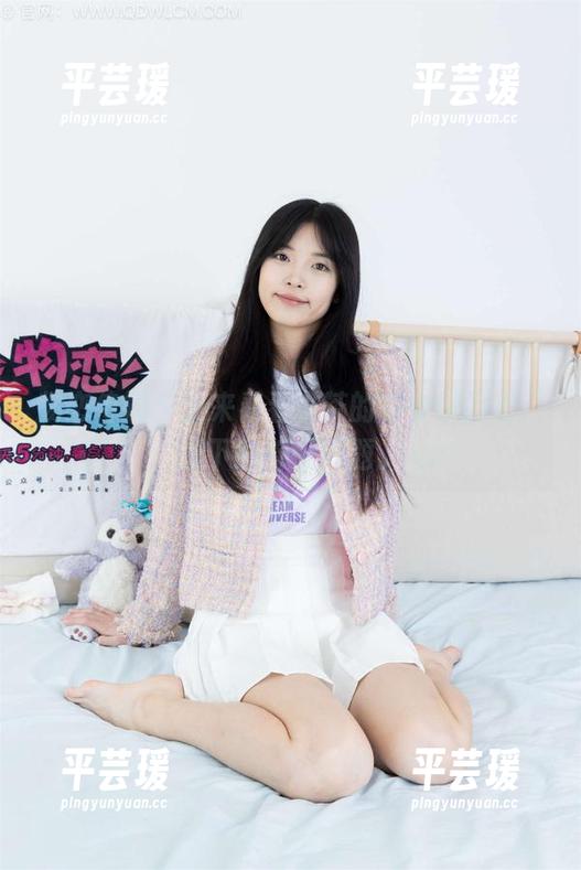 物恋传媒 - 快来看看小茶的毛衣作品集，想下载都没问题。