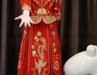 微密圈 – 最新写真集：白龙猫女的职业装库里斯，谁说工作不能有趣？