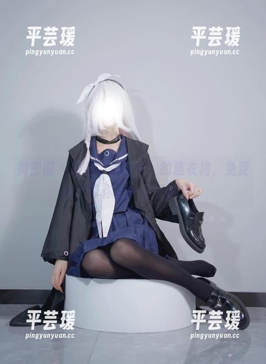 微密圈 - 跟着‘禅院熏’的连衣裙，免费图片带你走一遭滑稽秀！