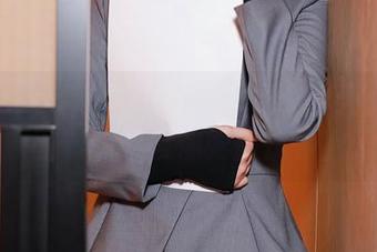 秀人网 – 这就是Elise谭晓彤的天使手册：原图和套图教你如何优雅上天！