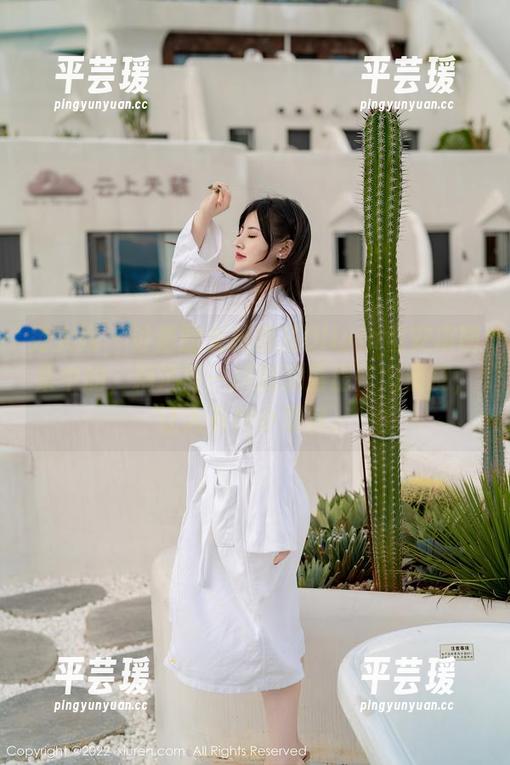 秀人网 - 讨喜的女孩都是Olivia童安琪图集中的，精选每一瞬都流露出些微俏皮，让人有种小期待。