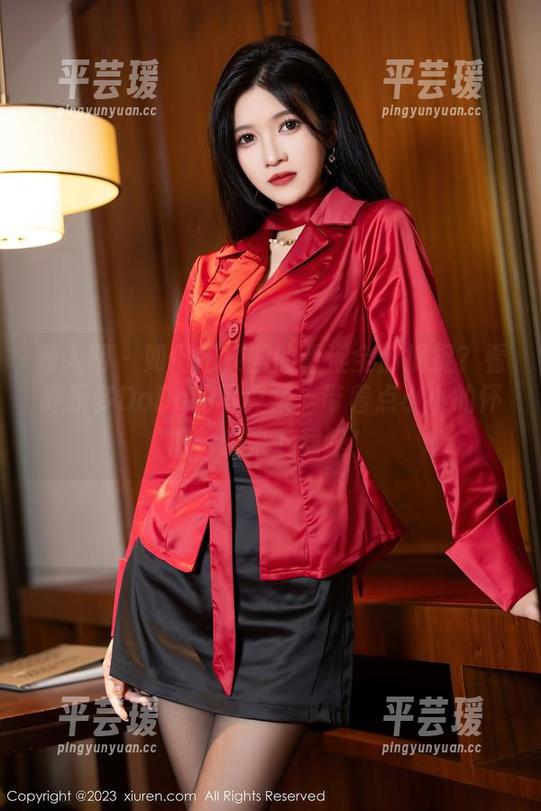 秀人网 - 如何把校园的青涩全部捕捉？看养乐多DoDo的写真集，带着点小小的怀旧，快来下载吧！