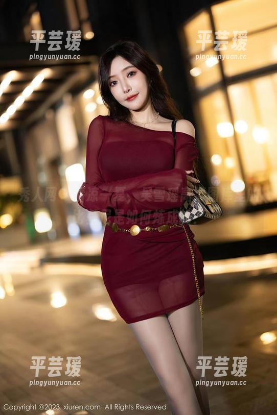 秀人网 - 清凉一夏，吴雪瑶高清图库里的比基尼是如何炼成的？