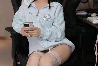 秀人网 – 周慕汐fairy的护士写真，情不自禁，咳咳，毫无抵抗力想要预约第二次！