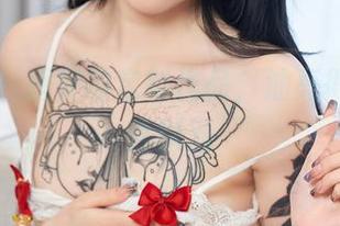 秀人网 – 唐安的定制作品，油亮得让人无言以对