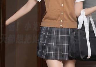 秀人网 – 看！小泡芙的职业装写真——每天都想把她的衣柜搬空……