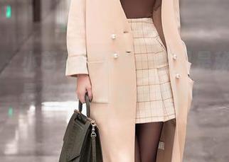 秀人网 – 小芭乐的写真，不只是秘书，更是你的电脑壁纸私教！