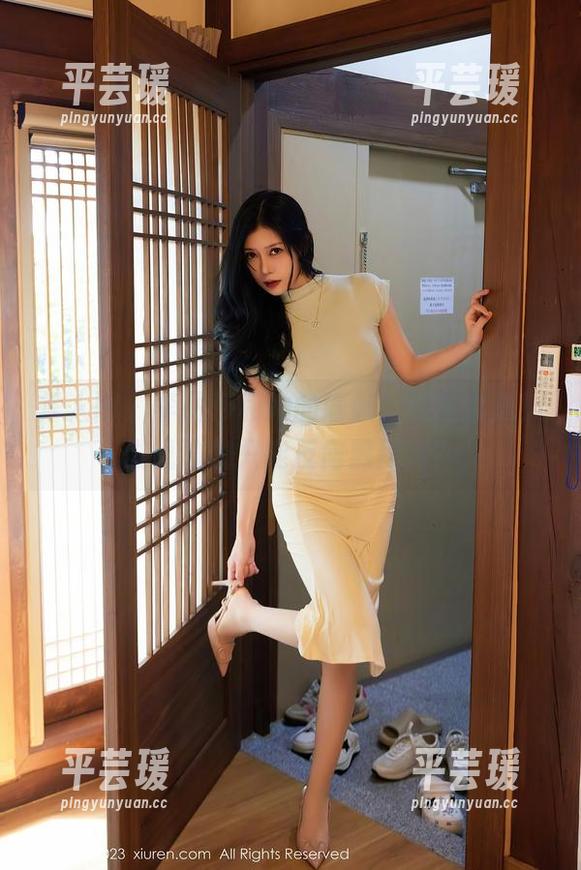 秀人网 - 李丽莎和她的瑜伽，原图直送！谁说瑜伽只能反向煎蛋啊？