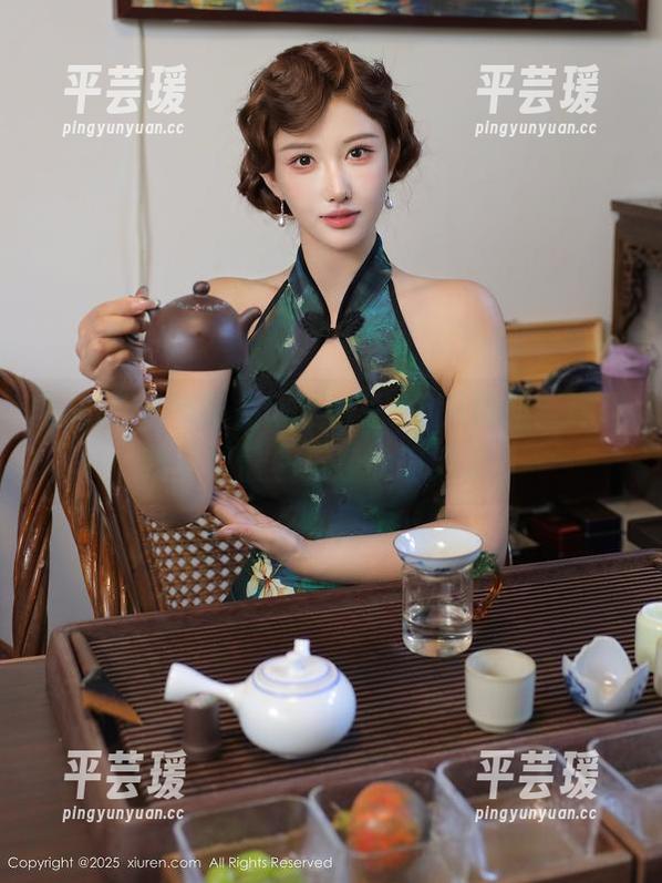 秀人网 - 当修女遇上白芷yy的风趣：这是我见过最不正经的图集了！