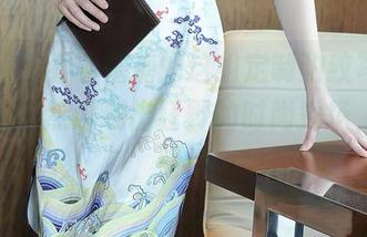 秀人网 – 看着糖糖的这组定制豹纹写真，脑海里突然浮现出狂野的时尚秀场，真不错！