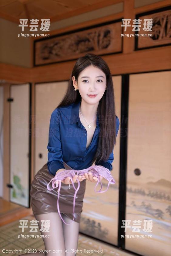 秀人网 - 新鲜出炉！糯美子Mini的牛仔裤作品更新，没想到她的审美又炸了！