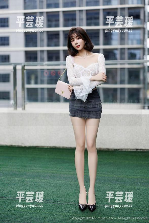 秀人网 - 一图定音：糯美子mini的女仆制服，难道我也该换套？