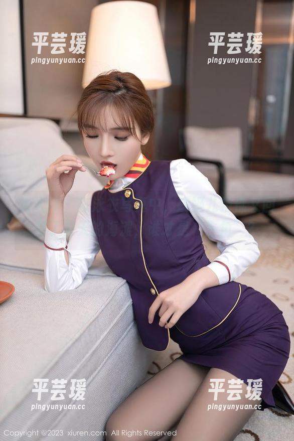 秀人网 - 在泳衣写真中，虞姬儿仿佛又回到了夏天的海滩，谁才是“主角”？