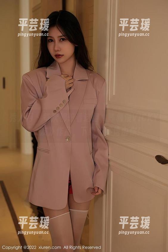 秀人网 - 每次都想看这组，陈雅漫VICKY《女友》作品，下载信不信由你！